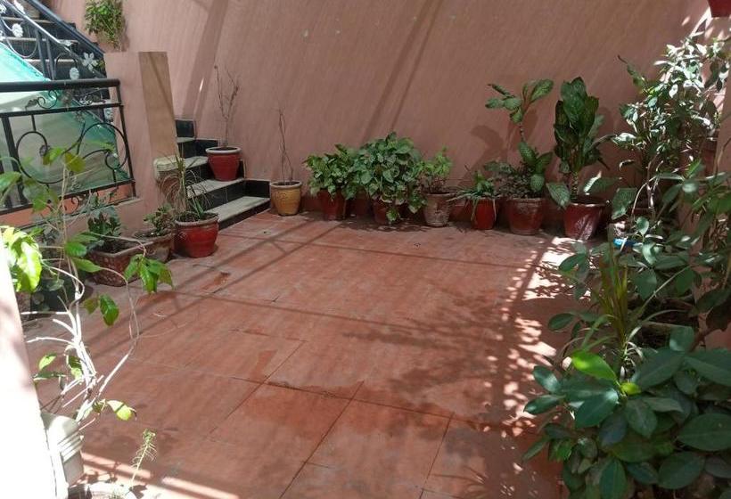 پانسیون Al Rehman Guest House