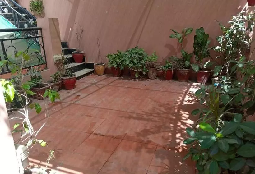 پانسیون Al Rehman Guest House