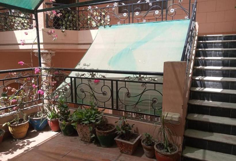 پانسیون Al Rehman Guest House