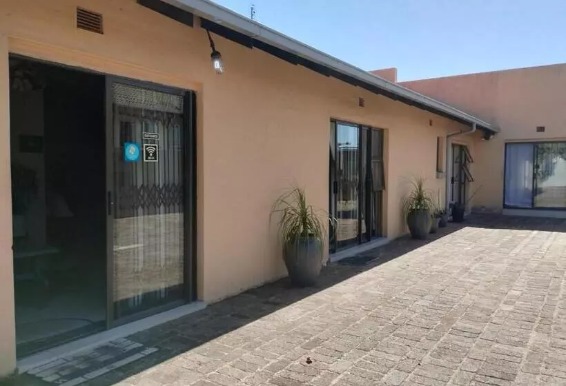 Majatalo Tokelo Guesthouse Emalahleni