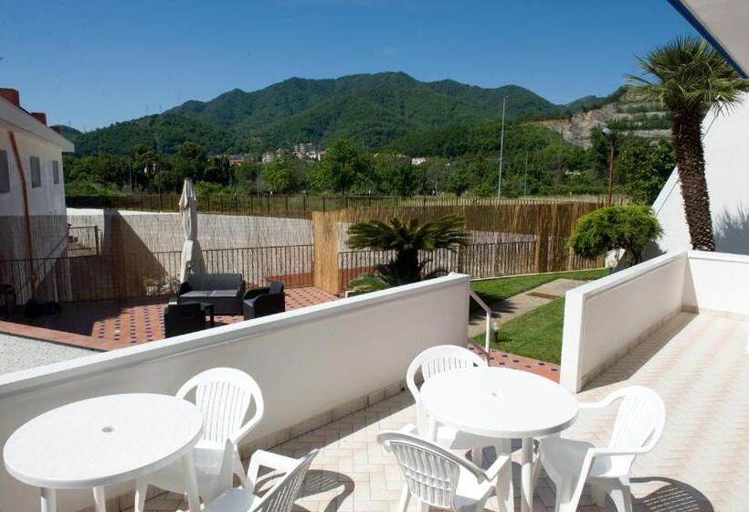 ペンション Villitaly Suite & Coffee Salerno