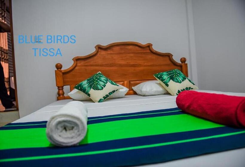펜션 Blue Birds Tissa & Yala Safari