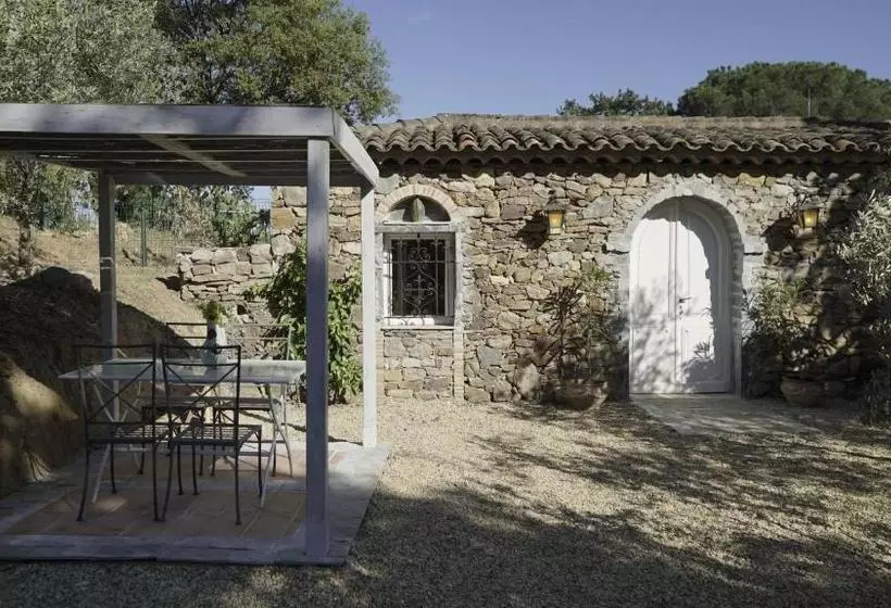 ペンション La Maison Des Oliviers