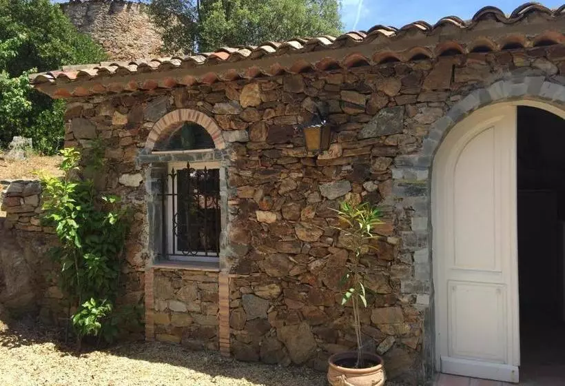 ペンション La Maison Des Oliviers