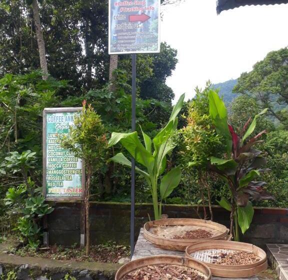 פנסיון Sugi Gede Homestay