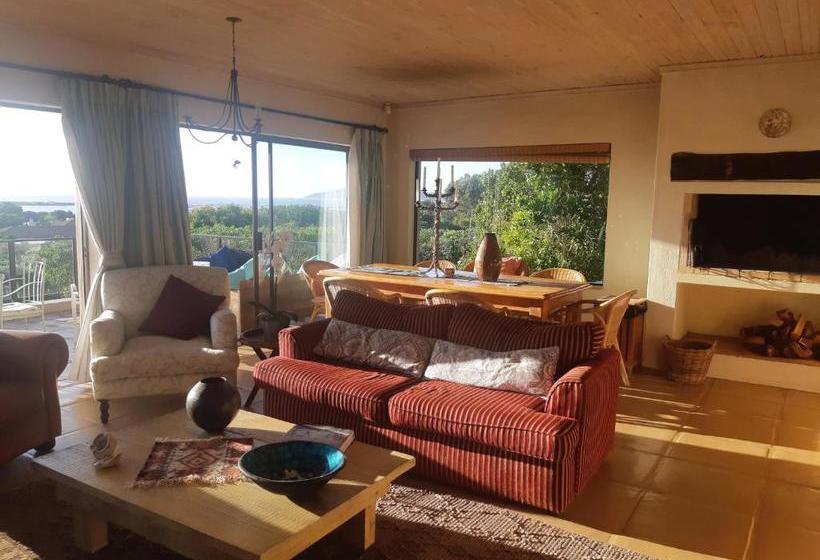 بنسيون Tidal Retreat