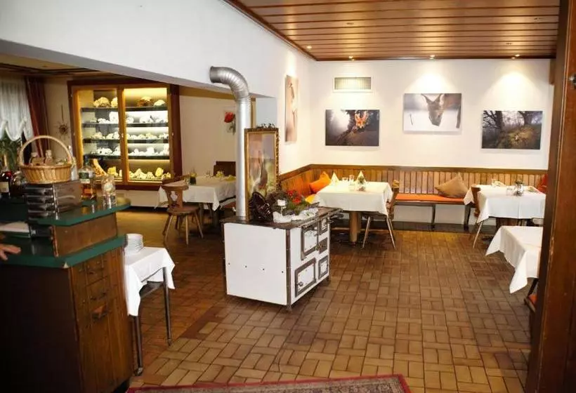 Hostel Restaurant Pension Wolfsklause