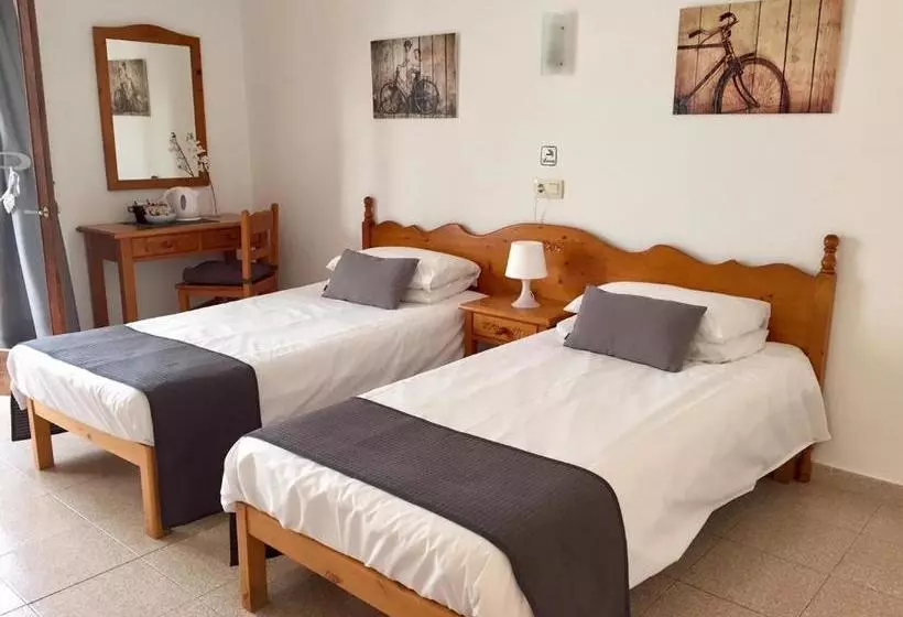 Majatalo Sol Y Luna Cala Millor