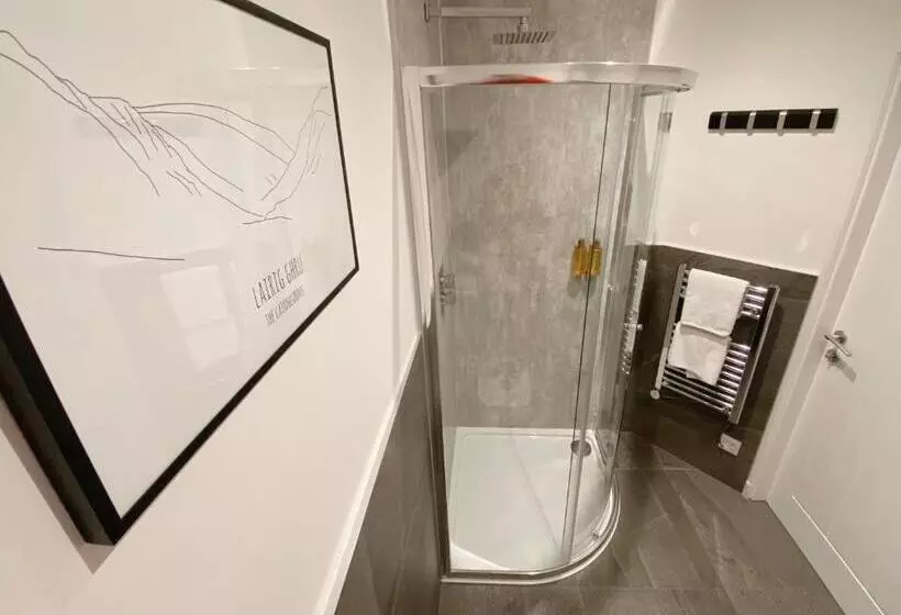 Majatalo Ravenscraig Guest House