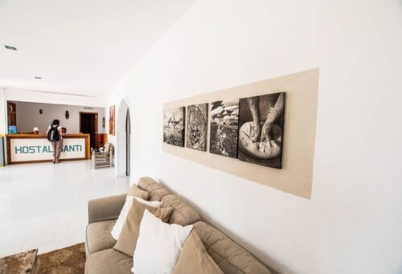 호텔 Hostal Santi