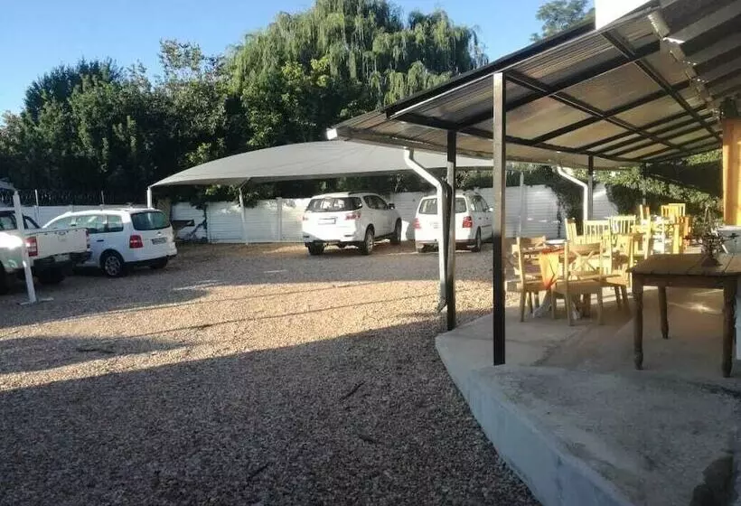 Majatalo Klein Parys