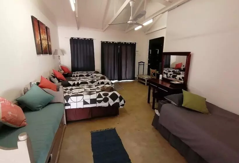 Majatalo Klein Parys