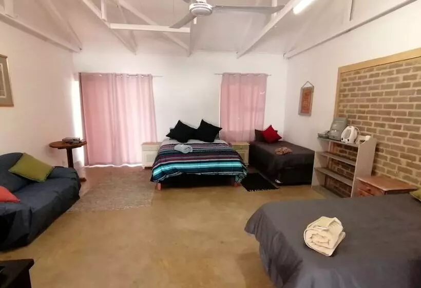 Majatalo Klein Parys