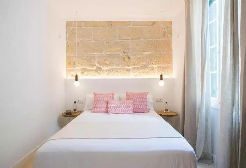 Majatalo Llonga S 11th Youth Hostel