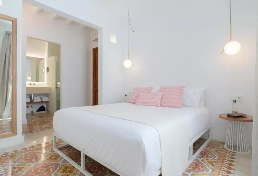 Majatalo Llonga S 11th Youth Hostel