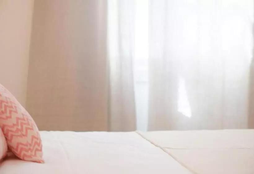 Majatalo Llonga S 11th Youth Hostel