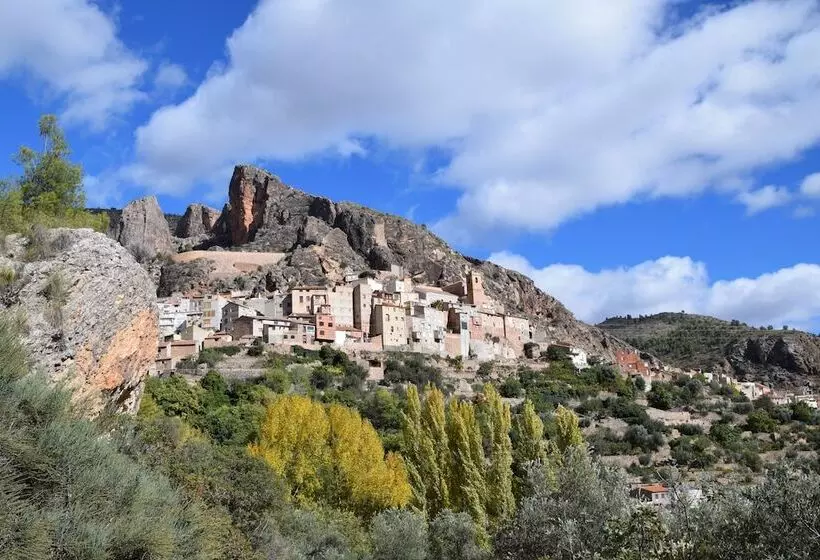 ペンション Miralmundo Alojamientos Rurales Ayna  Hostal Rural