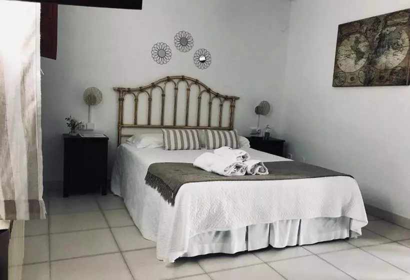 پانسیون Casa Longa