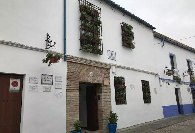 پانسیون Casa Longa