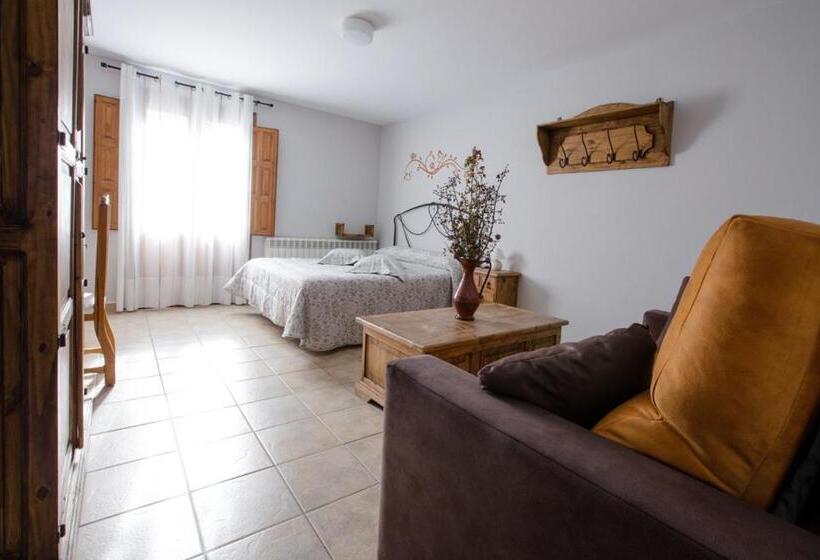 بنسيون Hostal Antiguo Hospital