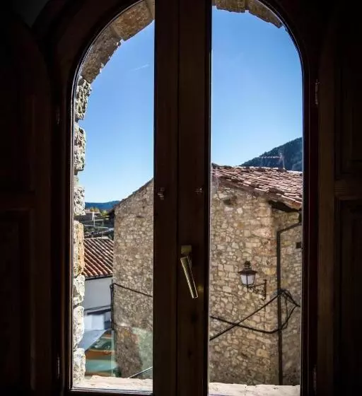 پانسیون Hostal Antiguo Hospital