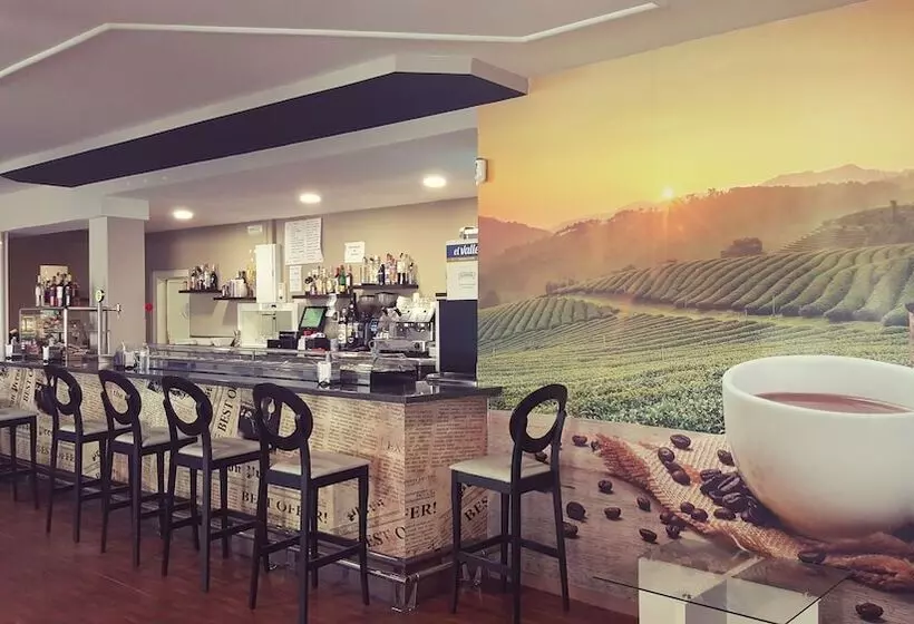 پانسیون Hostal Restaurante Los Badenes