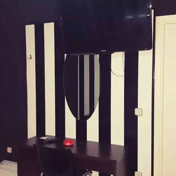 پانسیون Hostal Restaurante Los Badenes