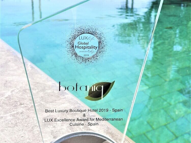 Botaniq Hotel Boutique