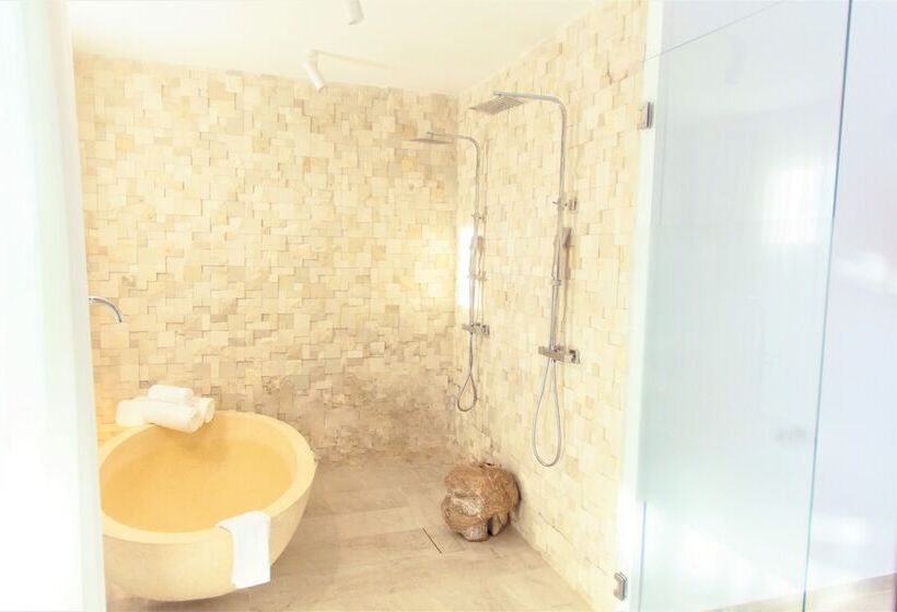 Botaniq Hotel Boutique