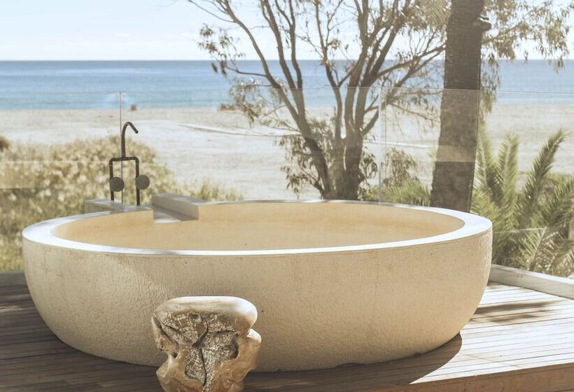 Botaniq Hotel Boutique