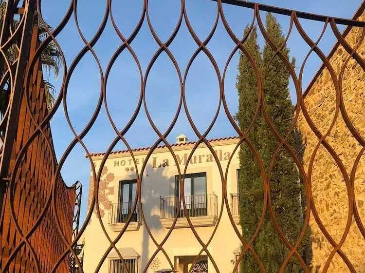 Hotelli La Muralla