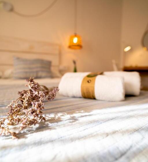 پانسیون Hostal Sa Posada Set Cales