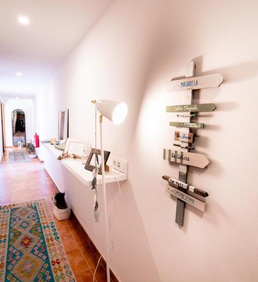 پانسیون Hostal Sa Posada Set Cales