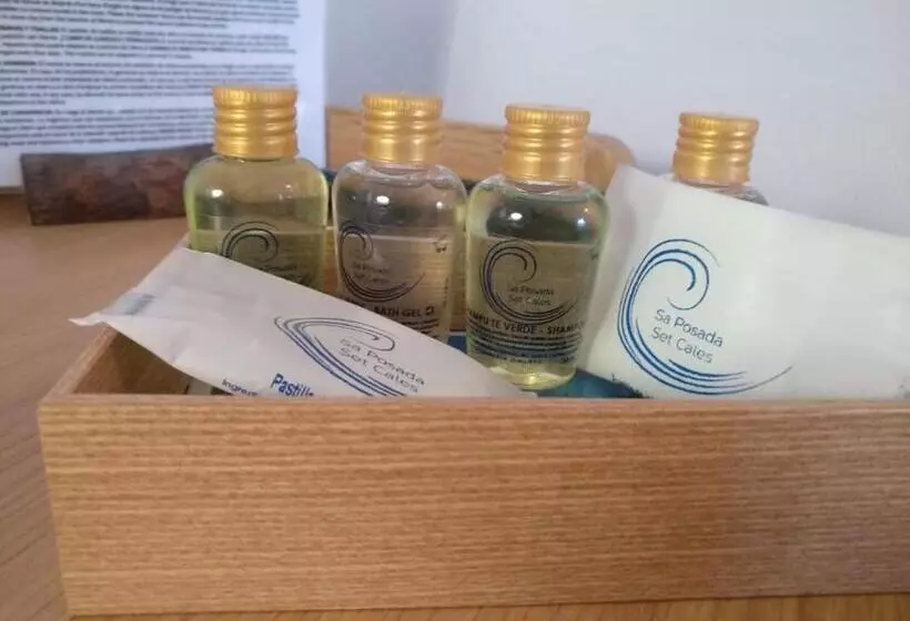 پانسیون Hostal Sa Posada Set Cales