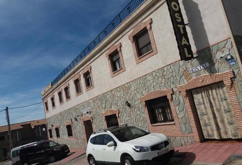 ペンション Hostal La Aldaba