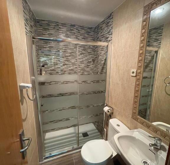 펜션 Hostal Tres Hermanos