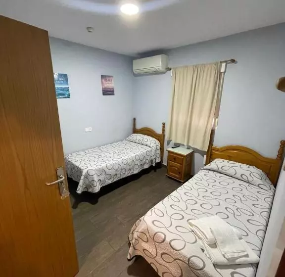 Majatalo Hostal Tres Hermanos