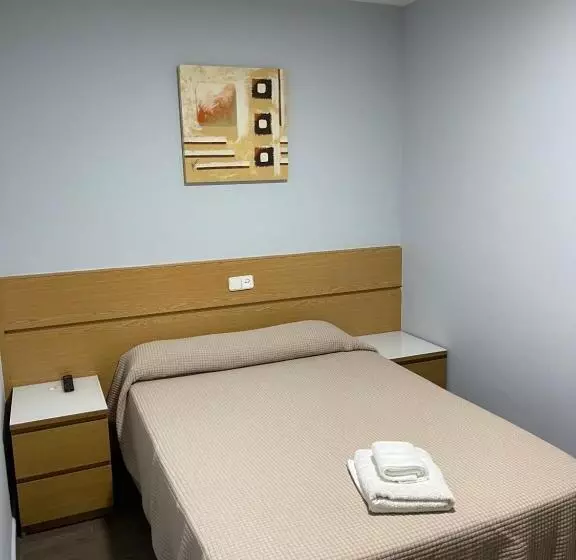 Majatalo Hostal Tres Hermanos