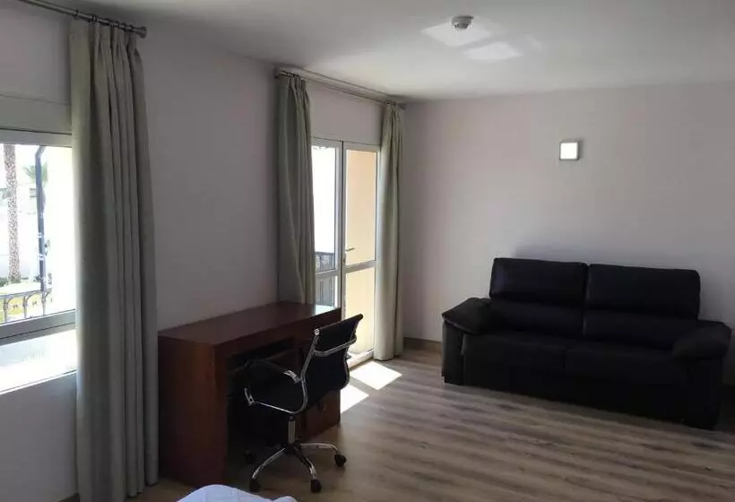 ペンション Hostal   Restaurante Playa Azul