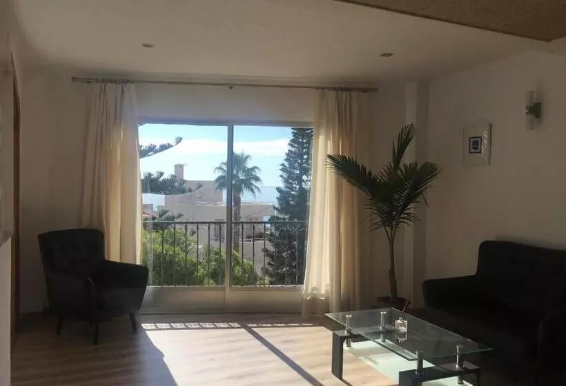 ペンション Hostal   Restaurante Playa Azul