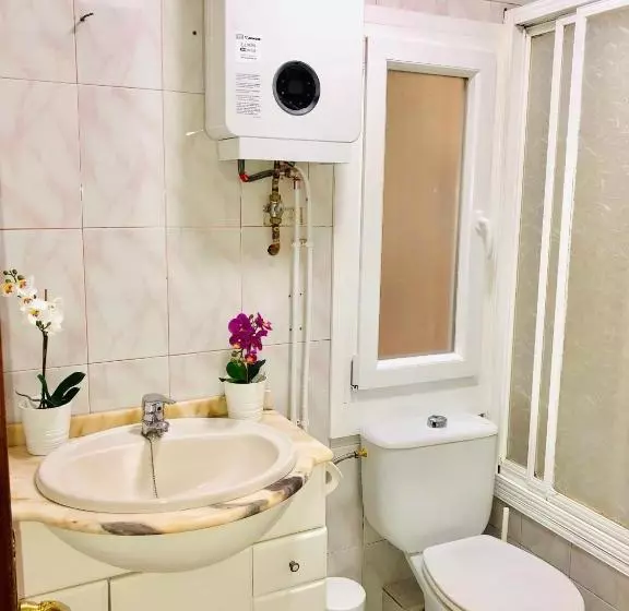 پانسیون Hostal Arriaza