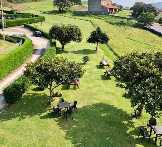 הוסטל Costa Trasmiera