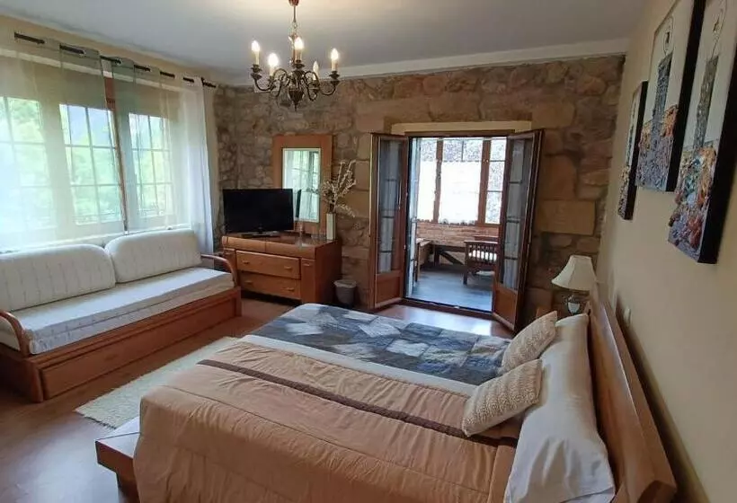 Retkeilymaja Posada El Manjon