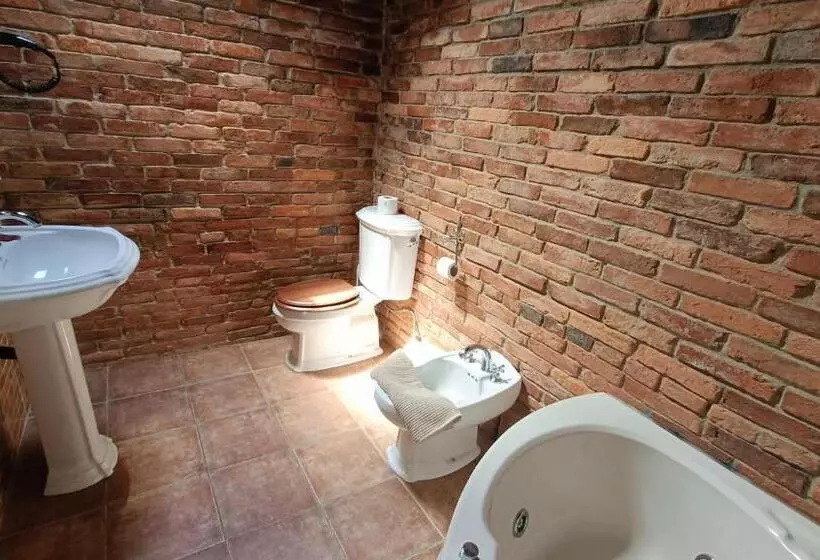 Retkeilymaja Posada El Manjon