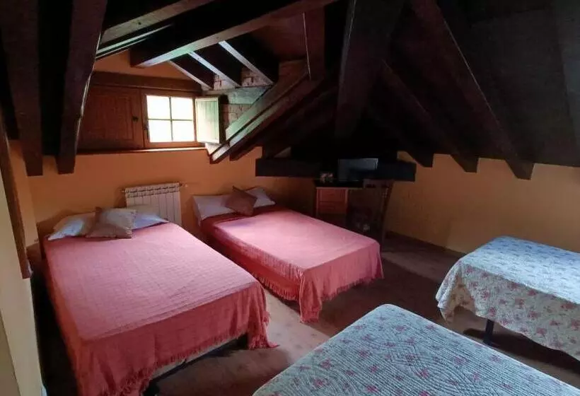 Retkeilymaja Posada El Manjon