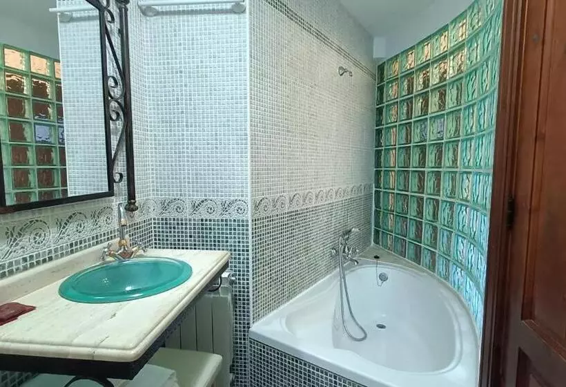 Retkeilymaja Posada El Manjon