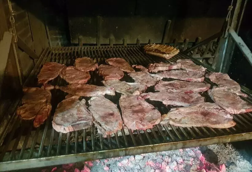 Retkeilymaja Posada El Manjon