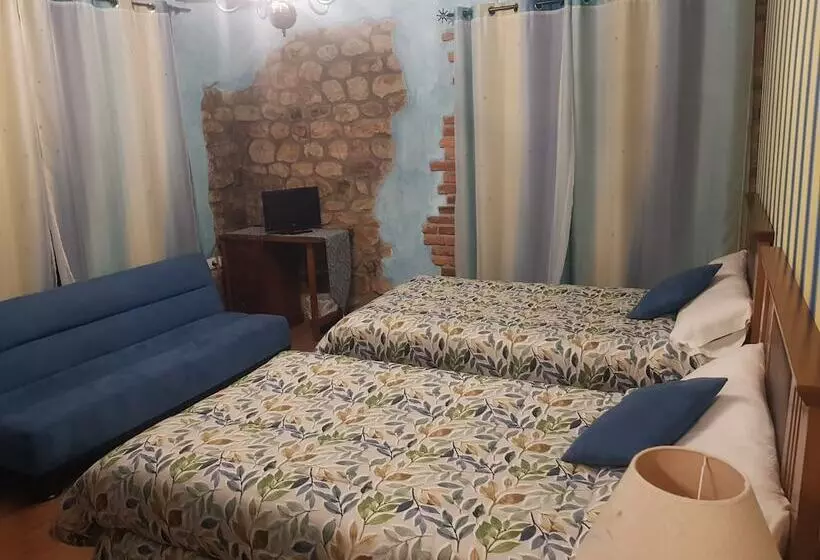 Retkeilymaja Posada El Manjon