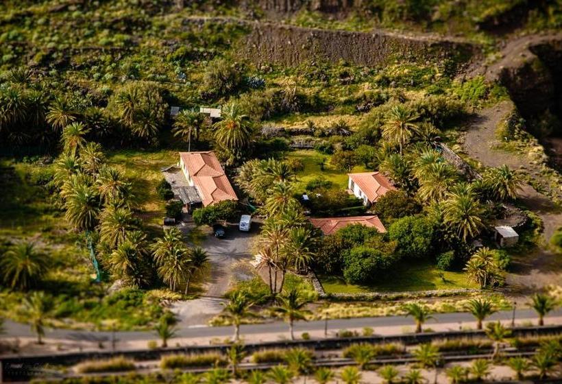 هتل Bahía de Ávalos