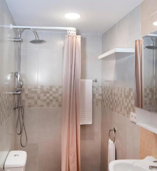 پانسیون Hostal Batato